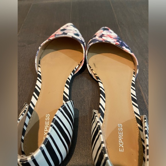 Express Floral Flats Size 10 - Picture 4 of 8